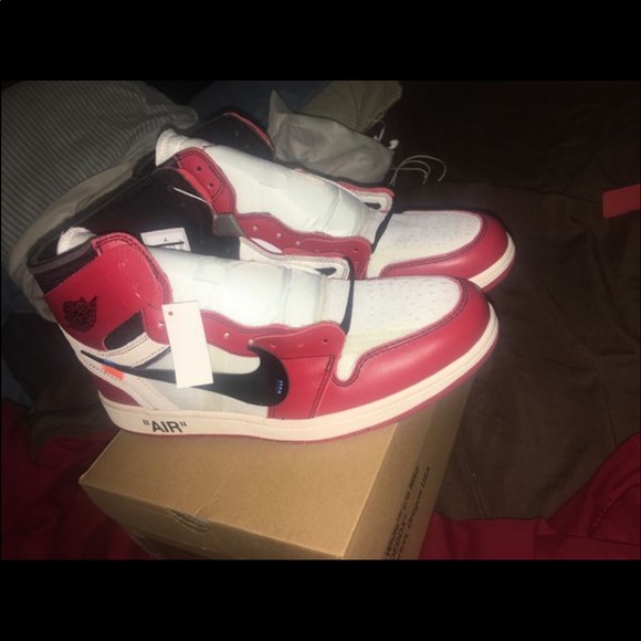Off White Jordan 1 Chicago (Size 14) - Picture 2 of 7